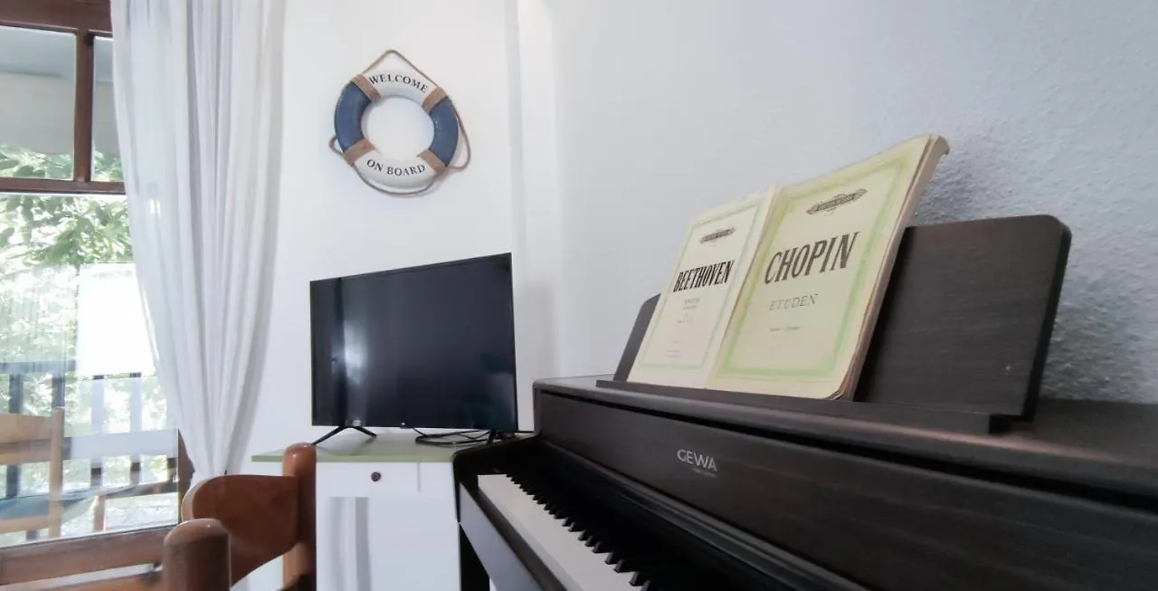 Siviri Beach Artist Suite